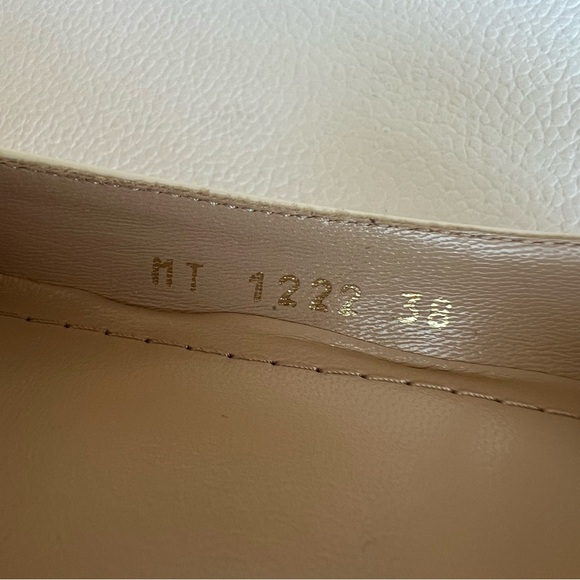 Dior Patent Calfskin Aime Ballet Flats - Off White - Picture 10 of 11